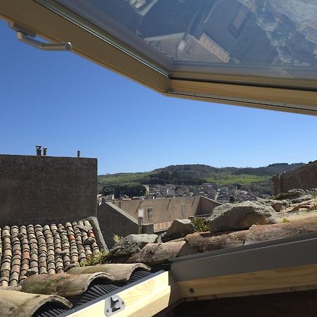 San Nicolo Holiday Home Montalbano Elicona Chambre photo